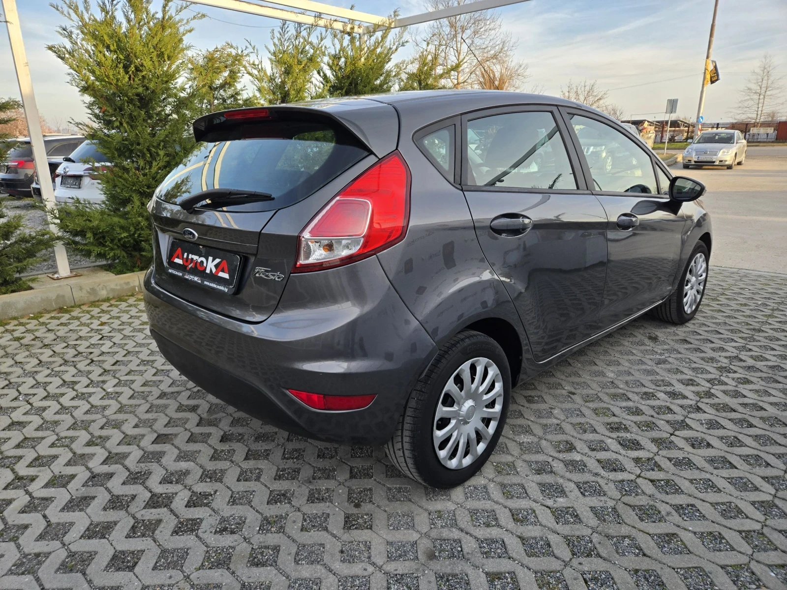 Ford Fiesta 1.4i-95кс= ФАБРИЧНА ГАЗ= EURO 6B, снимка 3 - Автомобили и джипове - 53804441