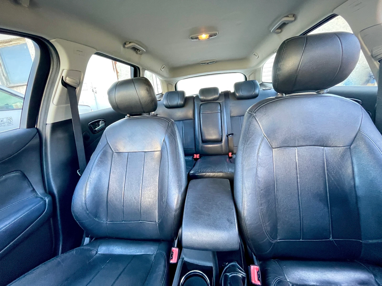 Ford Mondeo Mk4 / 2.0i / Titanium / Converse + , снимка 12 - Автомобили и джипове - 53837099