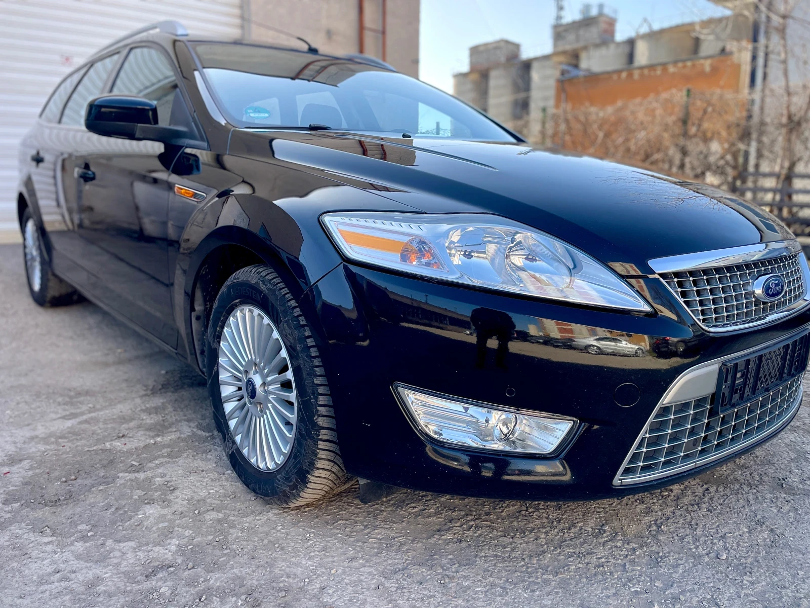 Ford Mondeo Mk4 / 2.0i / Titanium / Converse + , снимка 3 - Автомобили и джипове - 53837099