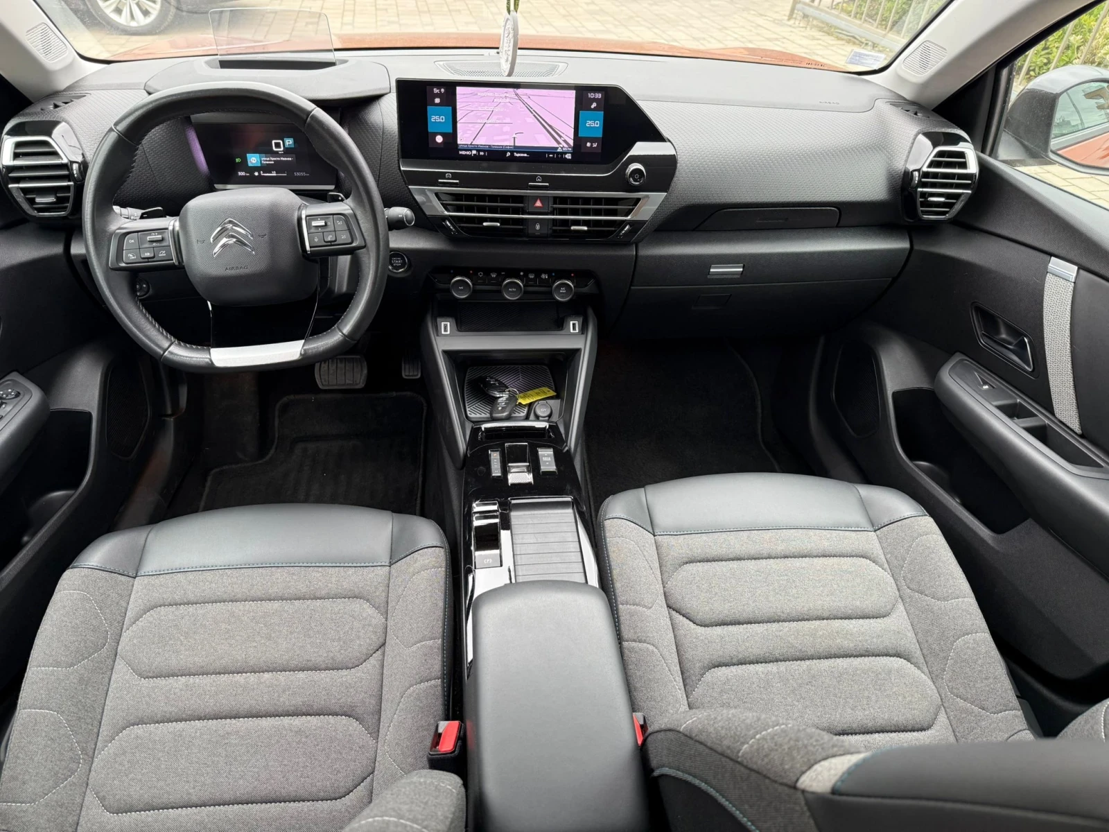 Citroen C4 53000 km , снимка 14 - Автомобили и джипове - 53888506