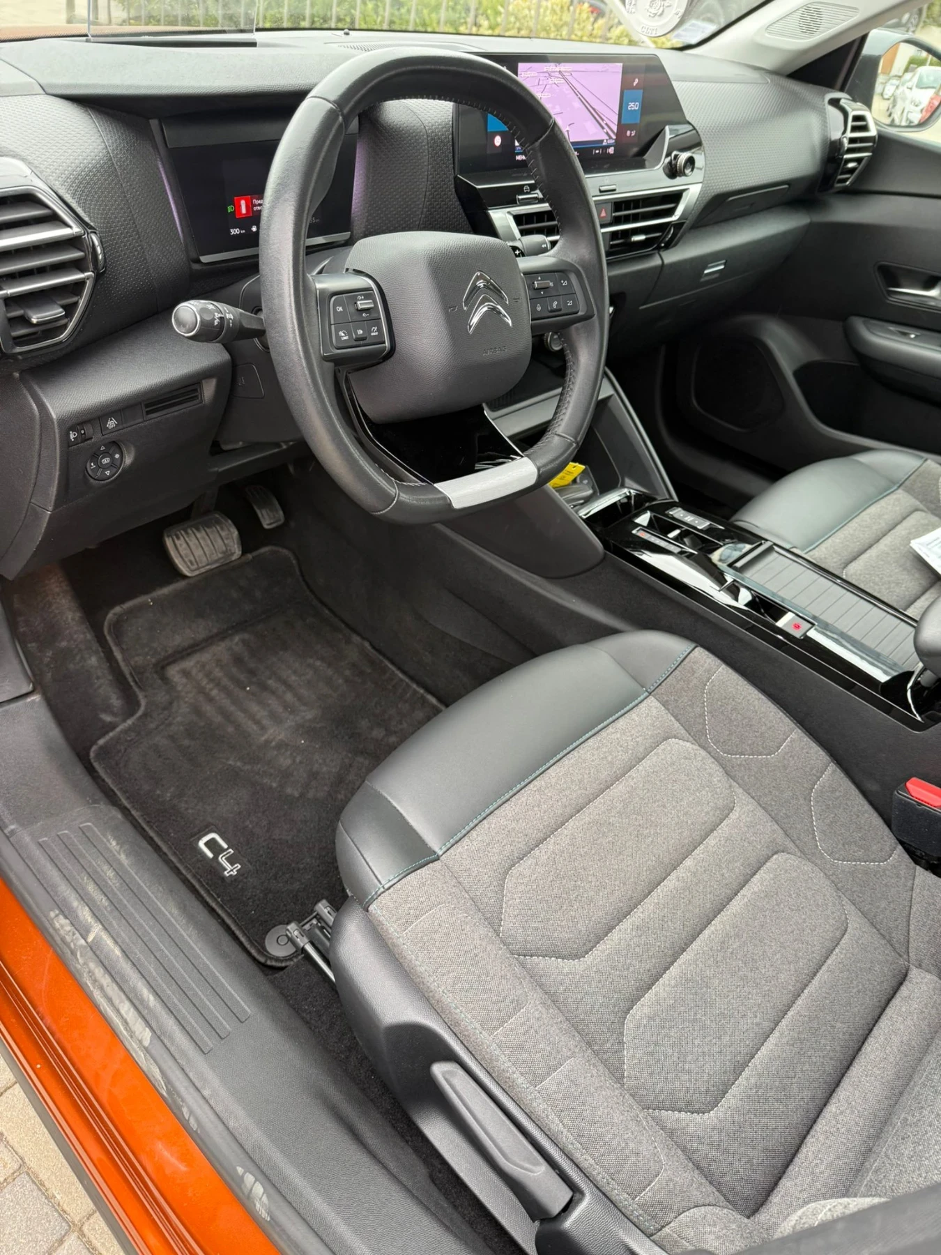 Citroen C4 53000 km , снимка 9 - Автомобили и джипове - 53888506