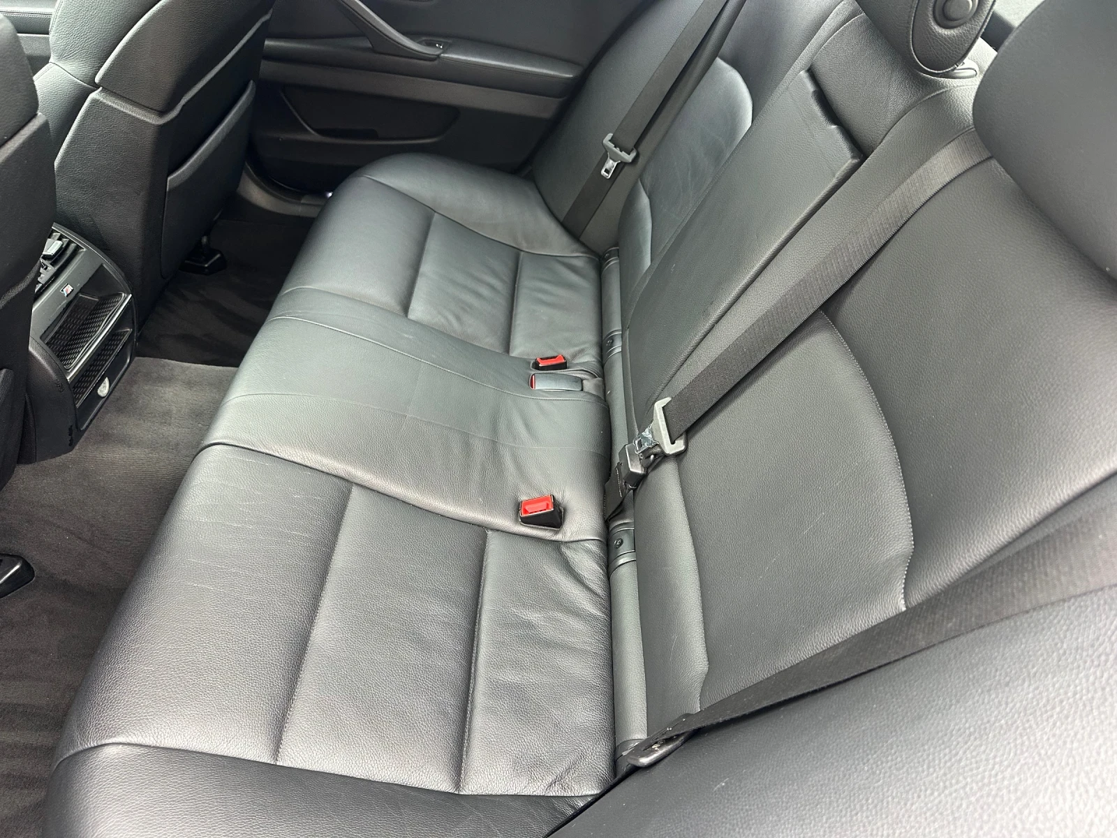 BMW 530 F10-530 D-214000 km, снимка 13 - Автомобили и джипове - 54209216