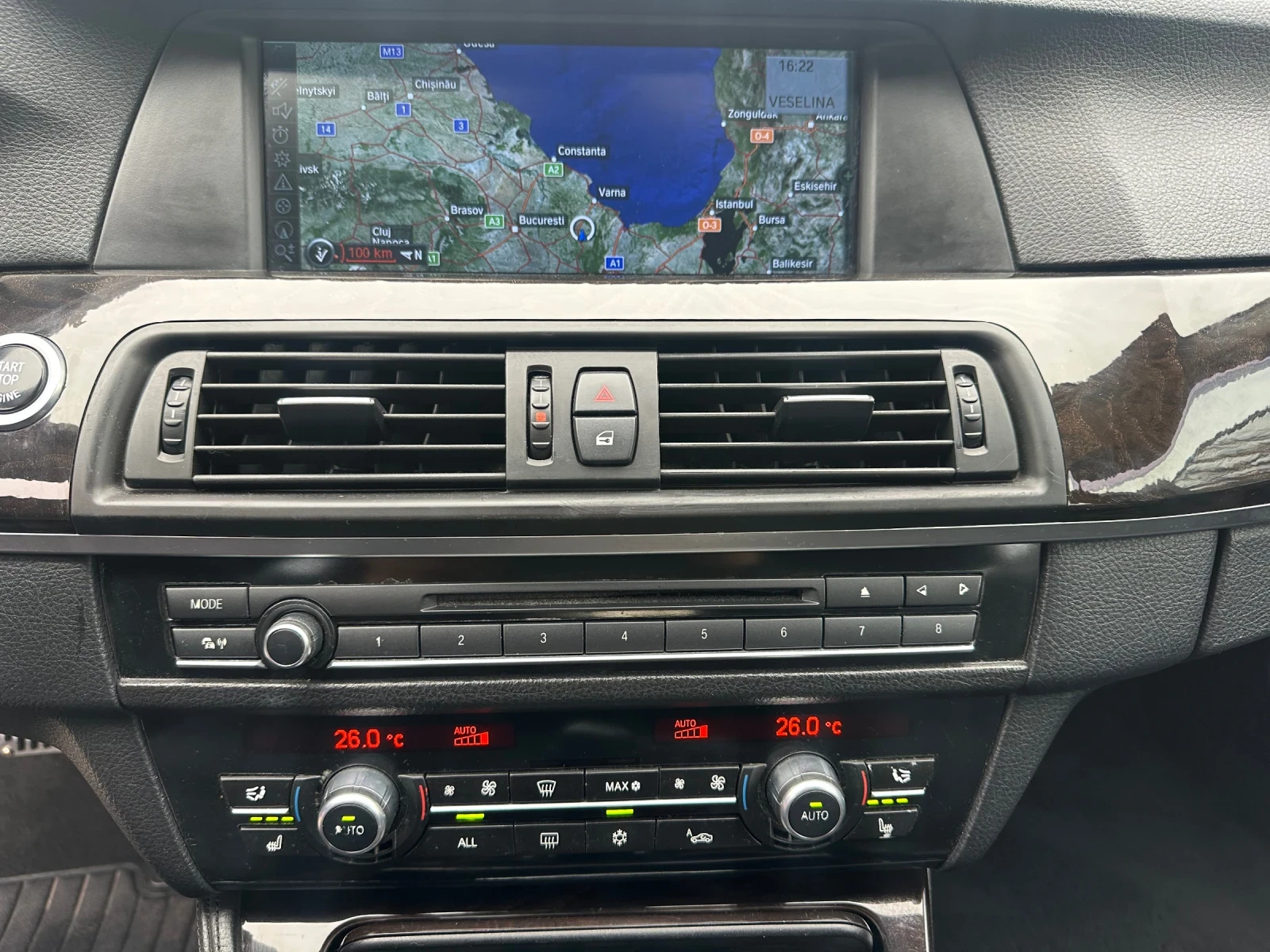 BMW 530 F10-530 D-214000 km, снимка 11 - Автомобили и джипове - 54209216