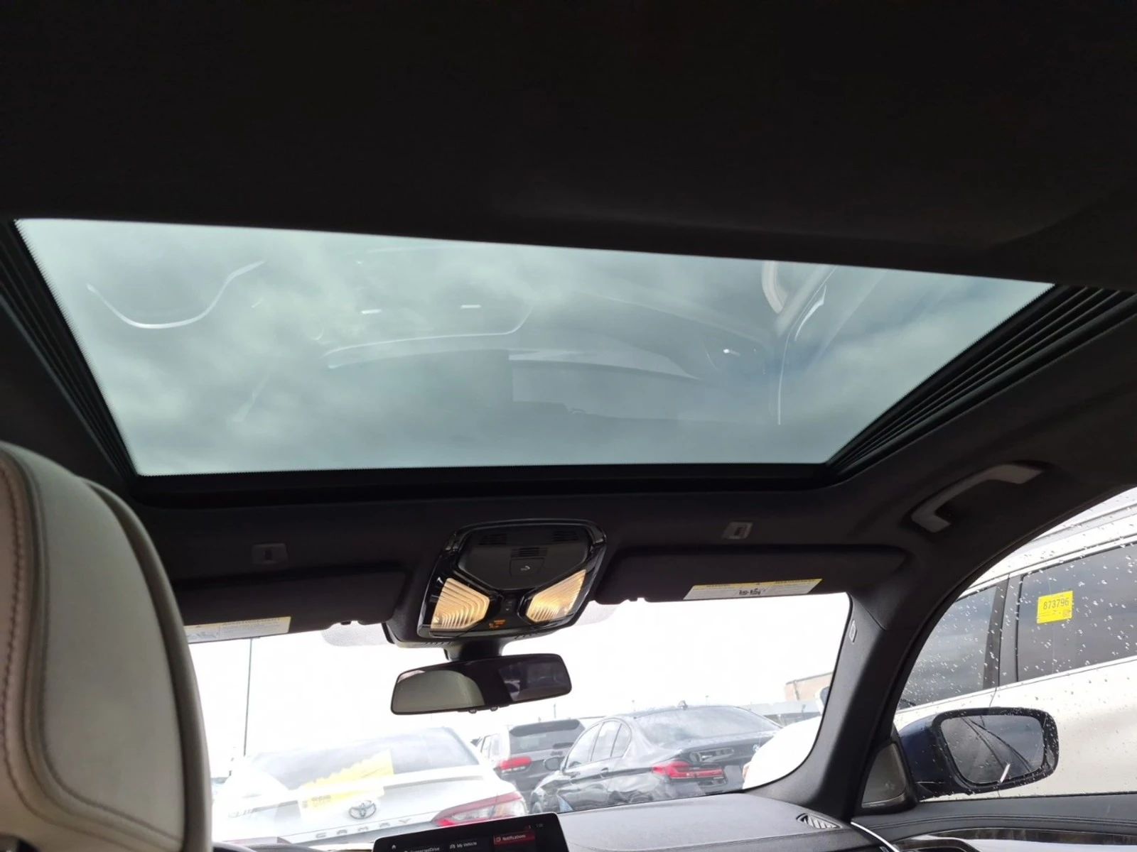 BMW 540 MPACK* HEADUP* 360* KEYLESS, снимка 14 - Автомобили и джипове - 54460035