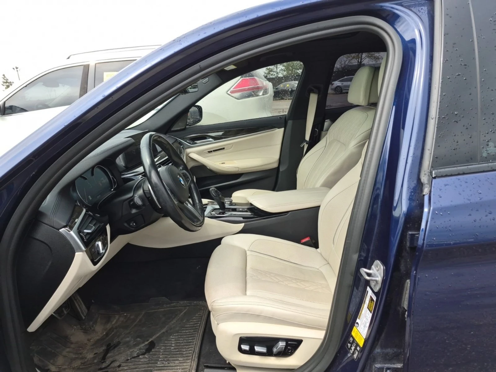 BMW 540 MPACK* HEADUP* 360* KEYLESS, снимка 5 - Автомобили и джипове - 54460035