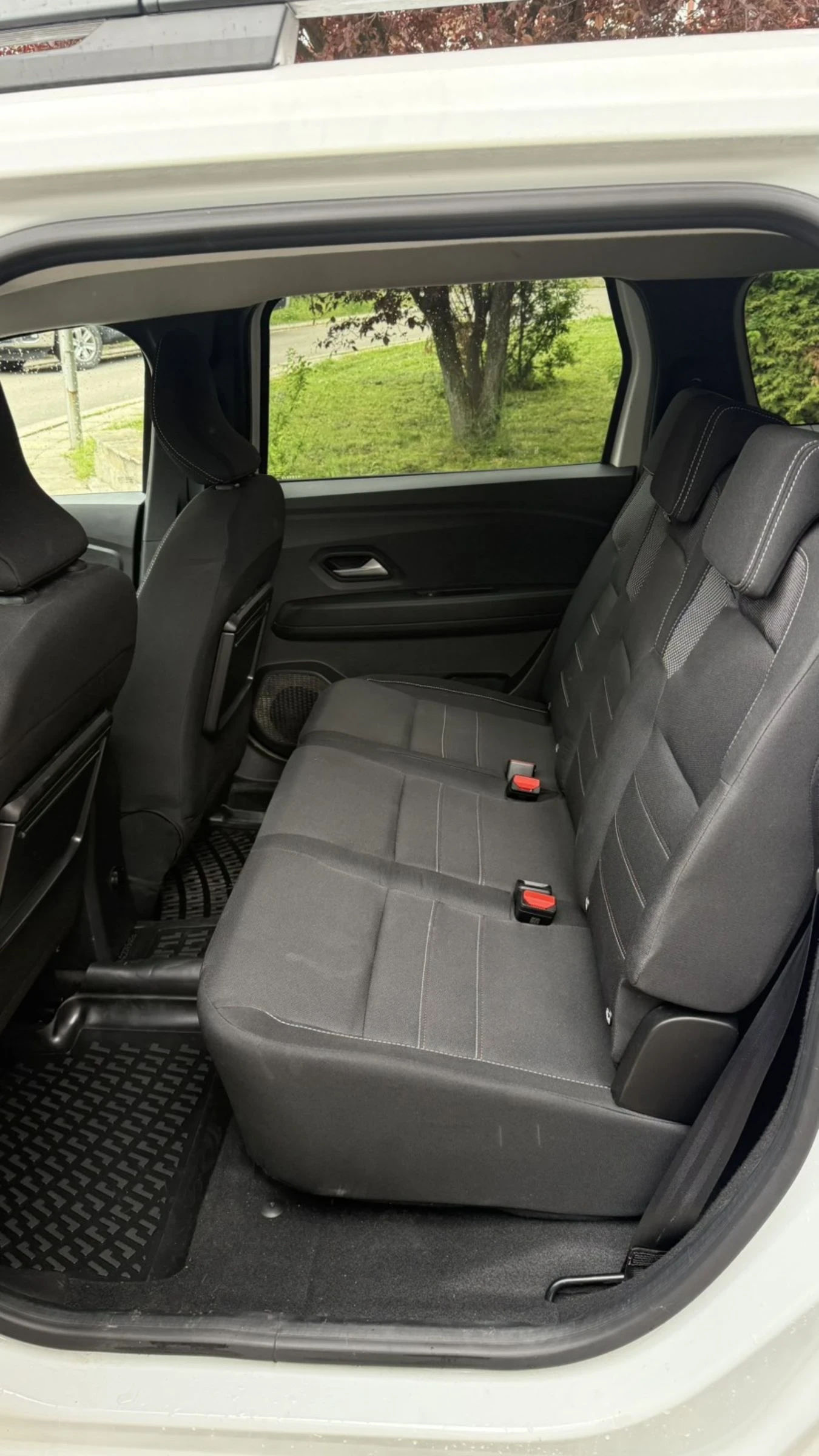 Dacia Jogger 1.6 Hybrid Extrime 145 �.�.  | Mobile.bg � ����������� 10