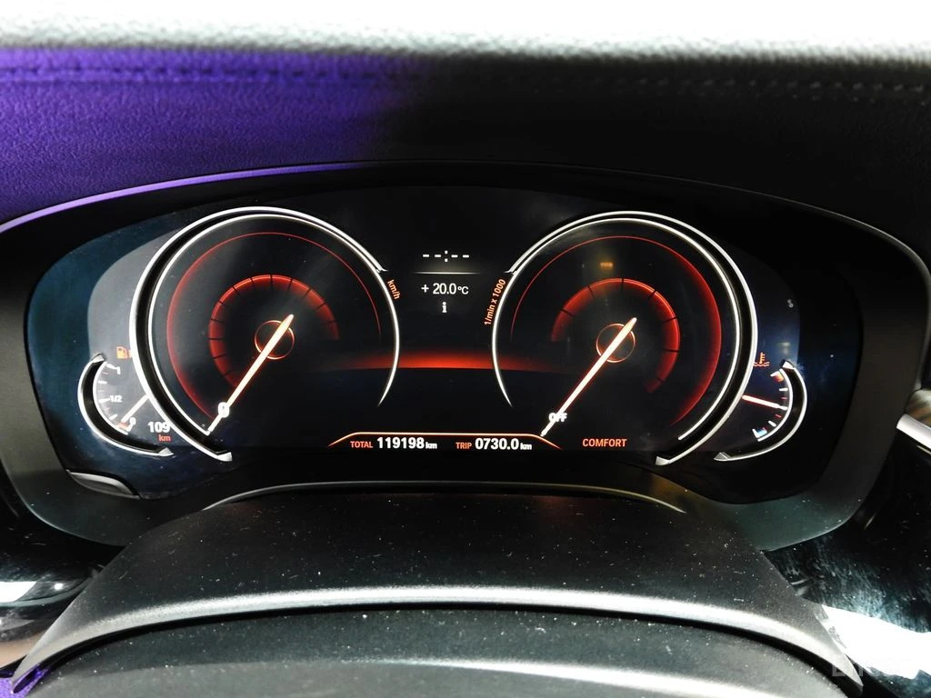 BMW 530 i M Sport Plus* 360 CAM* HEAD-UP* ПОДГРЕВ* ОБДУХ* , снимка 10 - Автомобили и джипове - 54761770