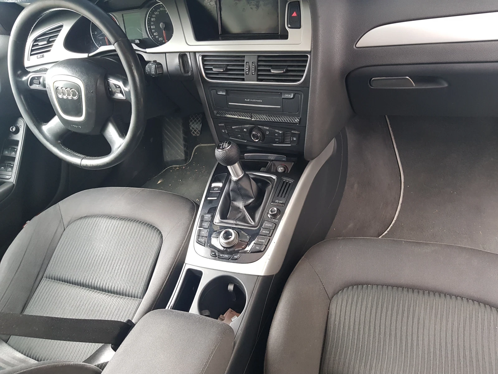 Audi A4, снимка 8 - Автомобили и джипове - 54933760