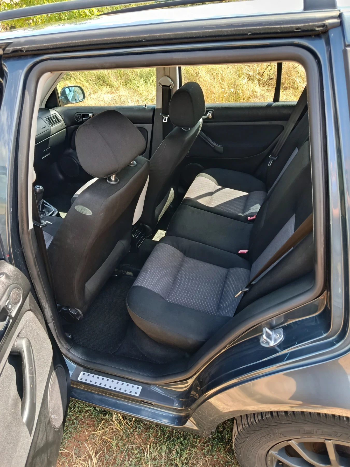 VW Golf 1.4 16v, снимка 7 - Автомобили и джипове - 55506504