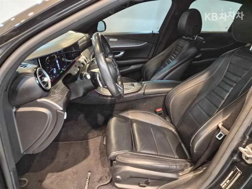 Mercedes-Benz E 350 4MATIC AMG LINE 360CAM PANORAMA ПОДГРЕВ FULL, снимка 6 - Автомобили и джипове - 55513513