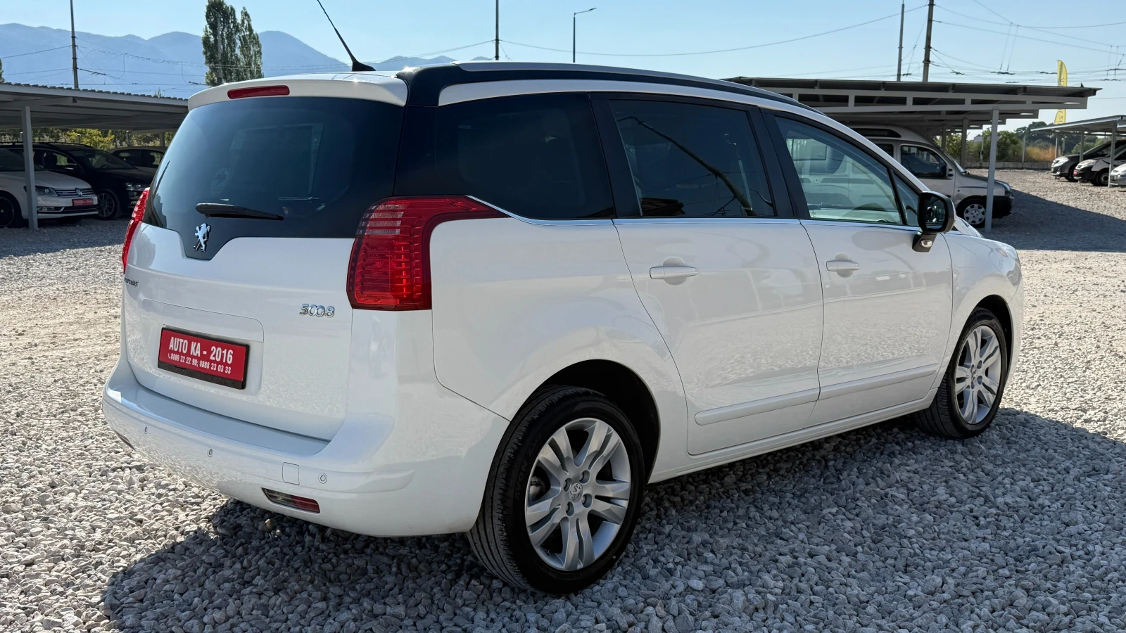 Peugeot 5008 2.0HDI-163кс/ПАНОРАМА/NAVI/7м/ВНОС ОТ ИТАЛИЯ, снимка 4 - Автомобили и джипове - 55637023