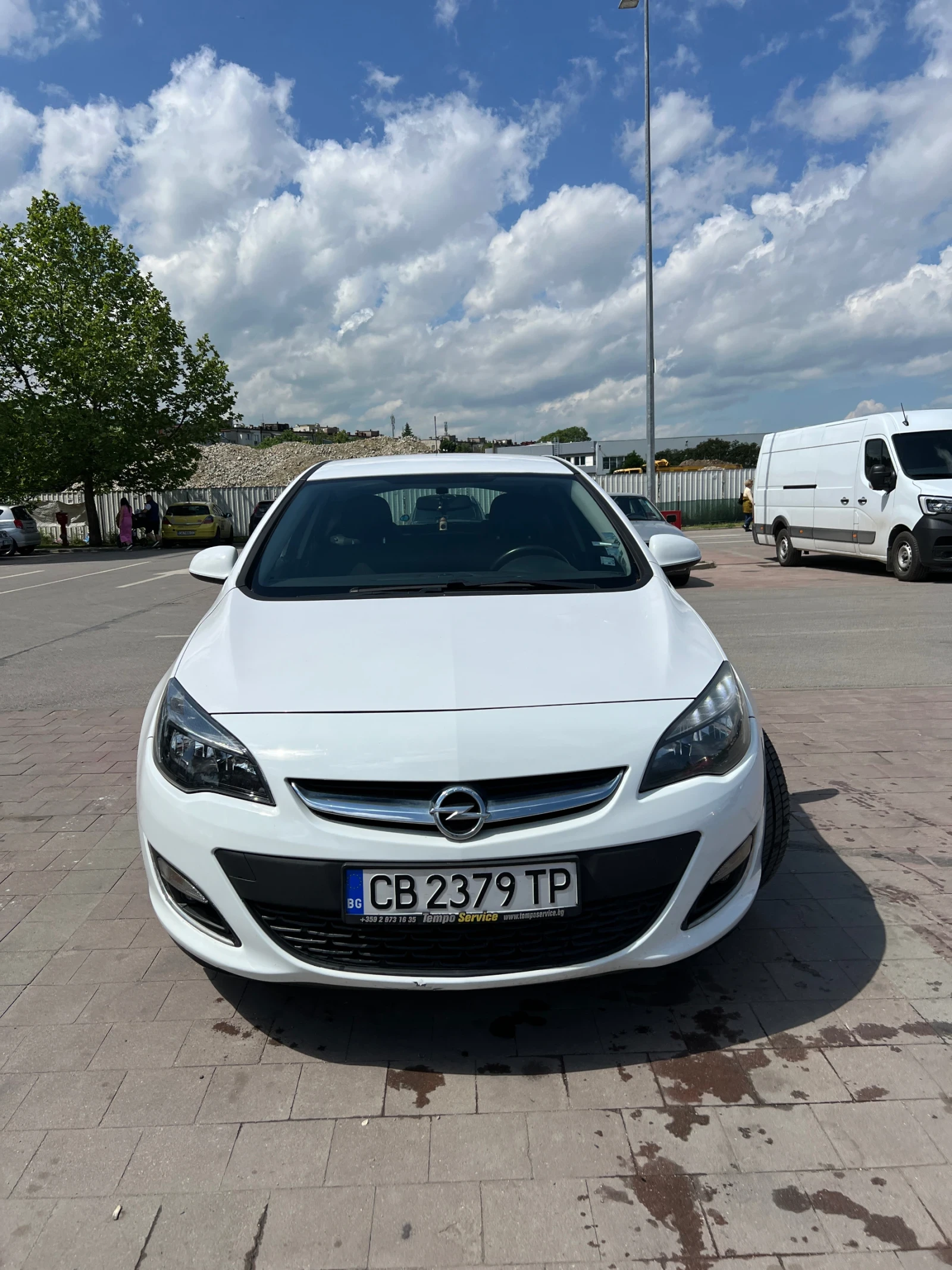 Opel Astra 1.4T LPG, снимка 2 - Автомобили и джипове - 55904470