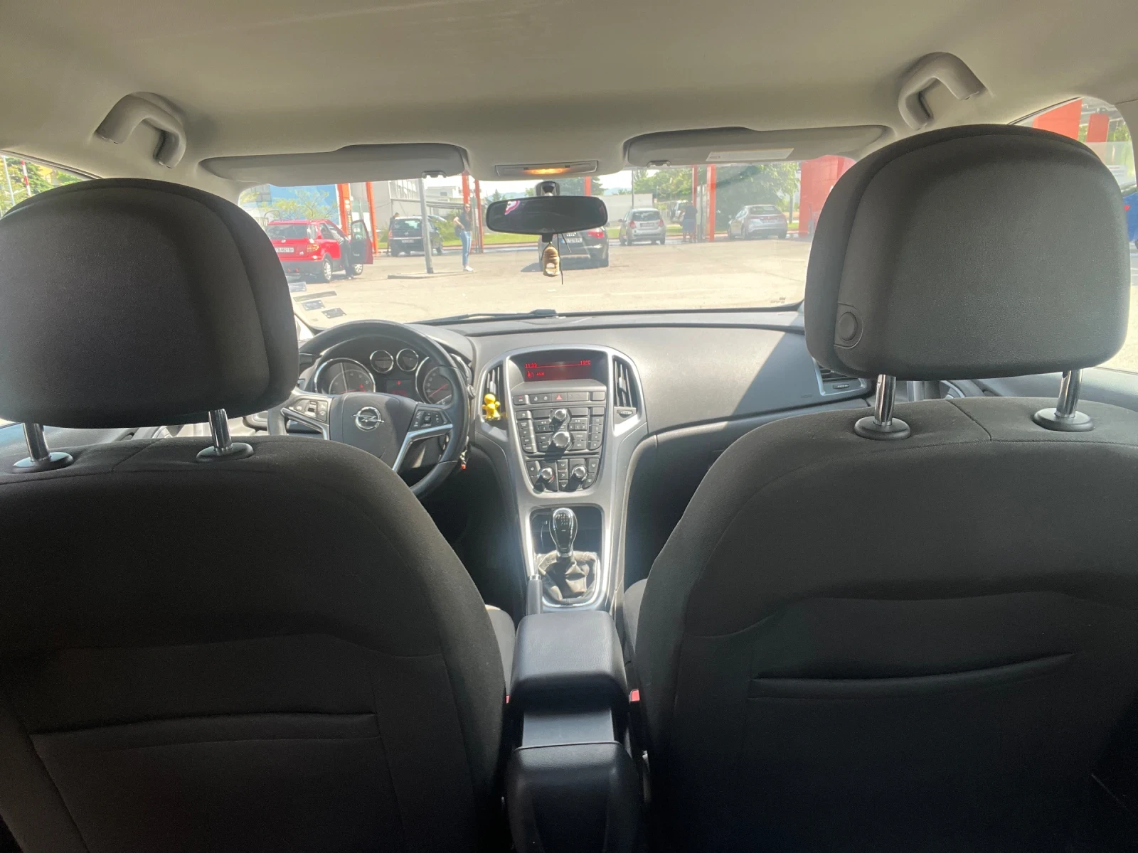 Opel Astra 1.4T LPG, снимка 13 - Автомобили и джипове - 55904470