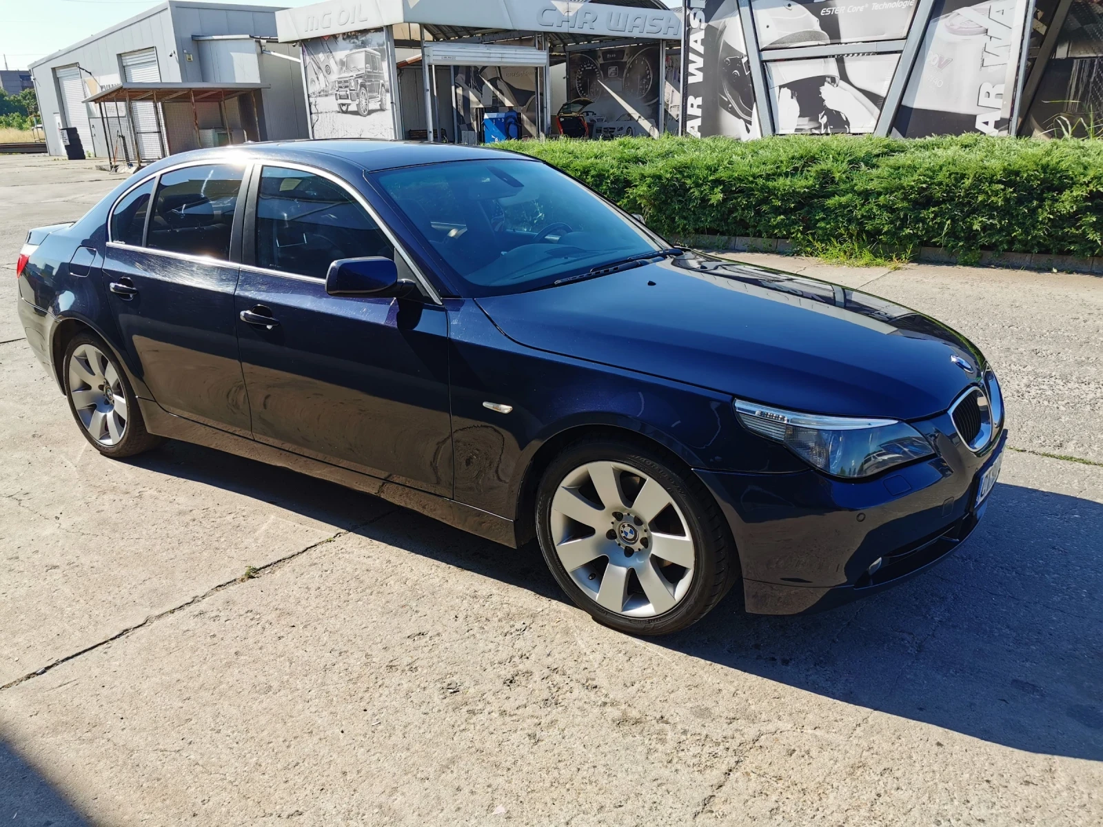 BMW 520, снимка 15 - Автомобили и джипове - 55963490