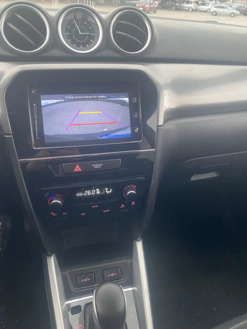 Suzuki Vitara 1, 6 D, снимка 9 - Автомобили и джипове - 52967400