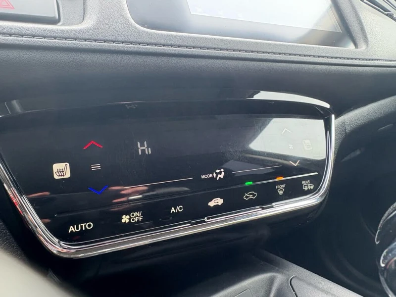 Honda Hr-v LX AWD, снимка 14 - Автомобили и джипове - 53336078