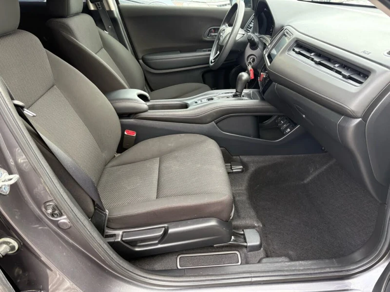 Honda Hr-v LX AWD, снимка 15 - Автомобили и джипове - 53336078