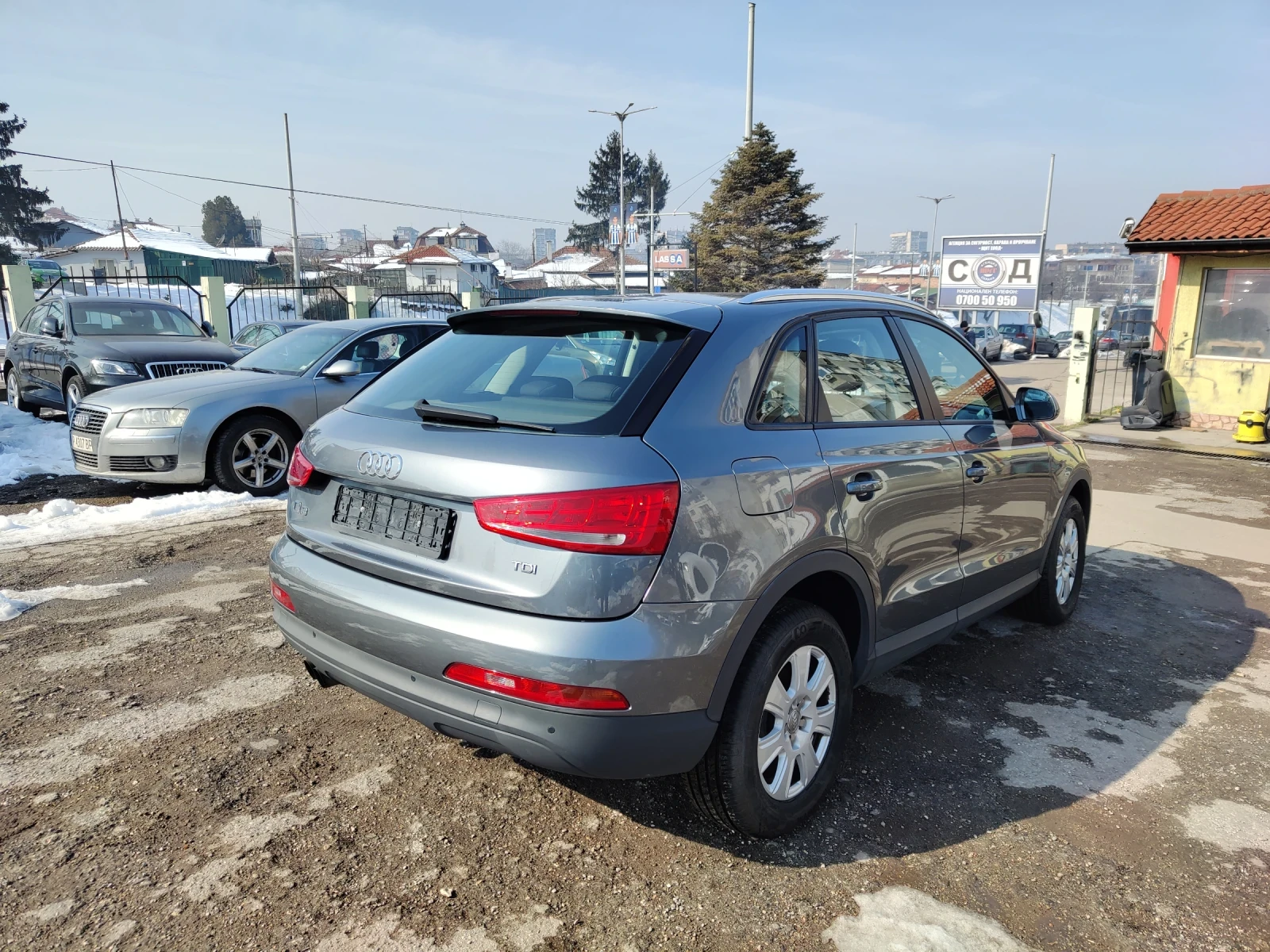 Audi Q3  - изображение 6