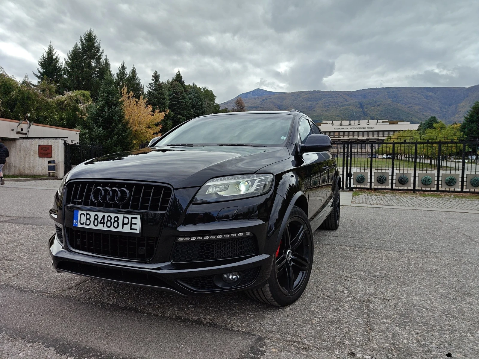 Audi Q7 3.0TDI 3x S line - изображение 9