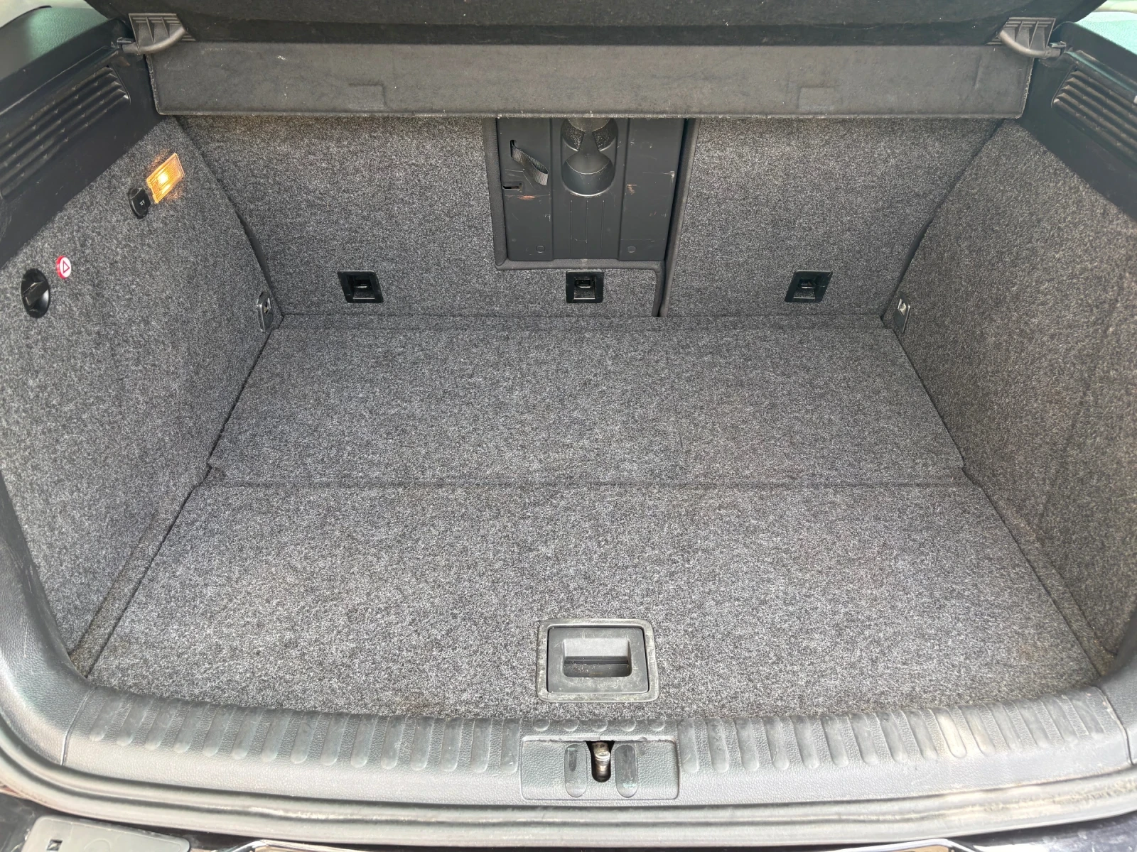 VW Tiguan, снимка 8 - Автомобили и джипове - 54179805