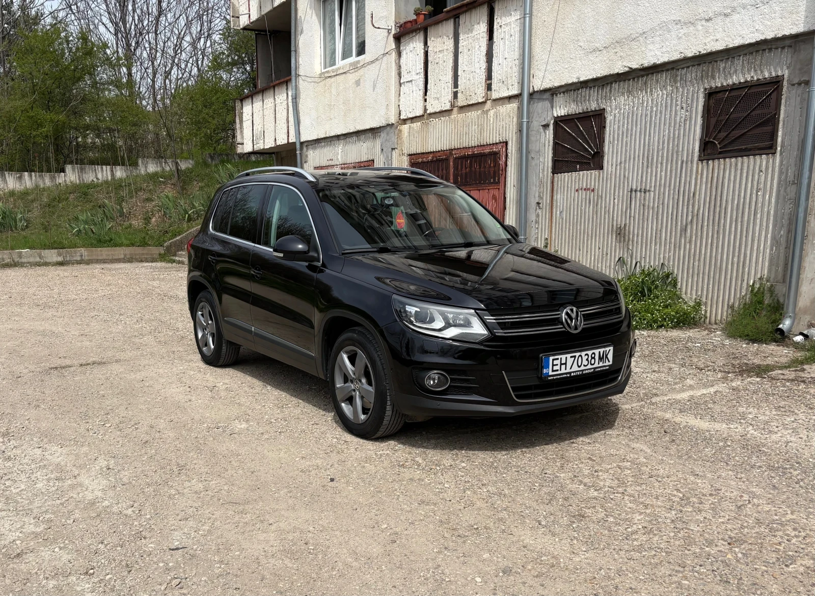 VW Tiguan, снимка 4 - Автомобили и джипове - 54179805