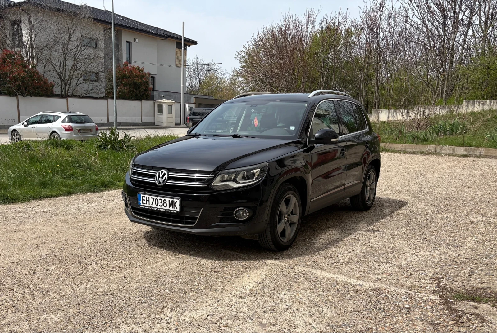 VW Tiguan, снимка 3 - Автомобили и джипове - 54179805
