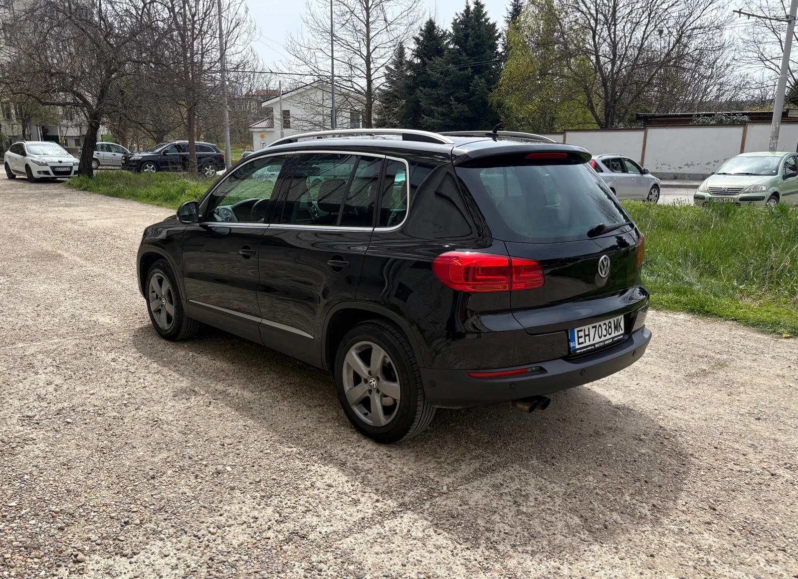 VW Tiguan, снимка 6 - Автомобили и джипове - 54179805