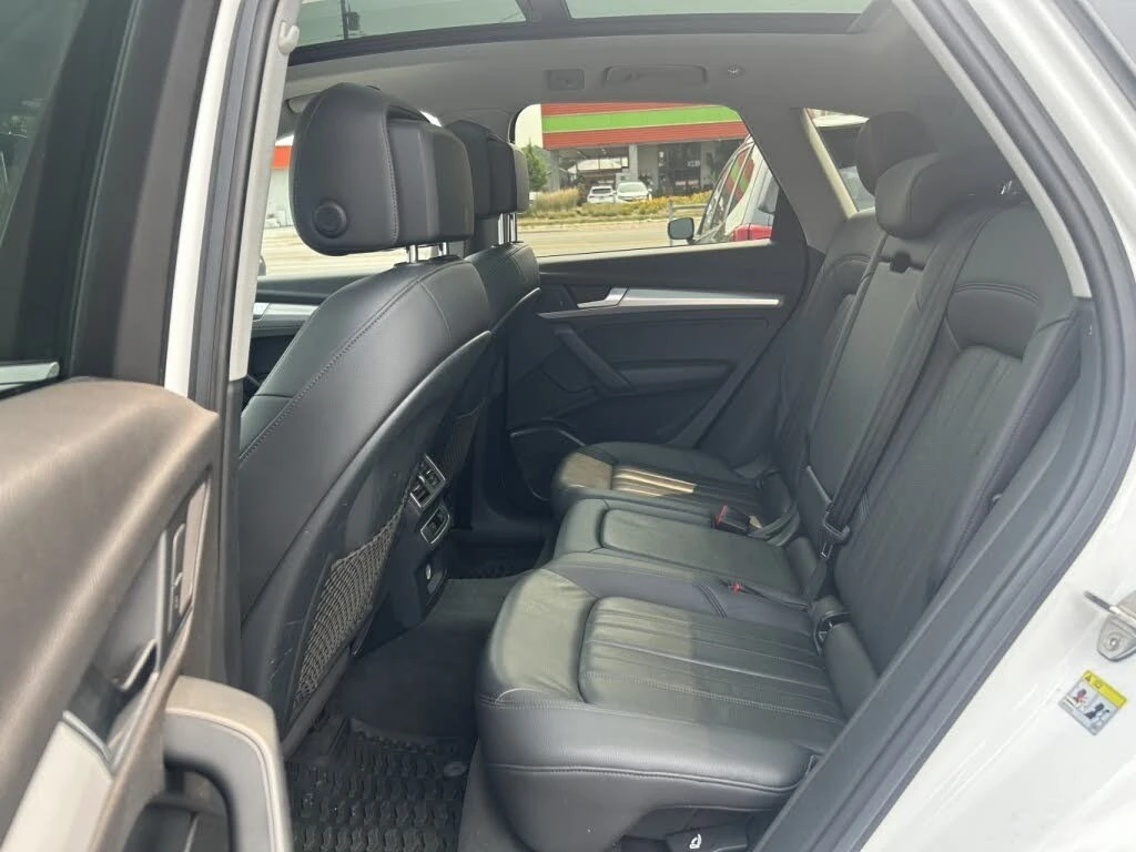 Audi Q5 * AвтоКредит * (ЦЕНА ДО БГ), снимка 17 - Автомобили и джипове - 54333343