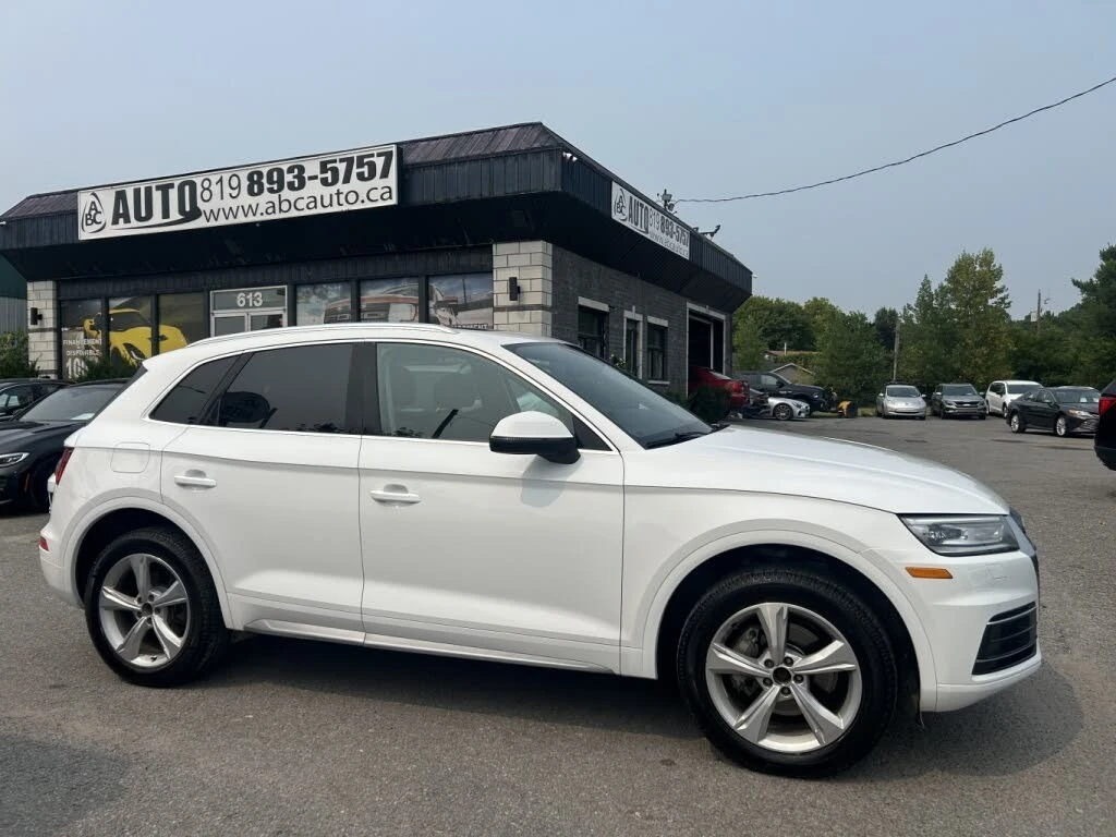 Audi Q5 * AвтоКредит * (ЦЕНА ДО БГ), снимка 2 - Автомобили и джипове - 54333343