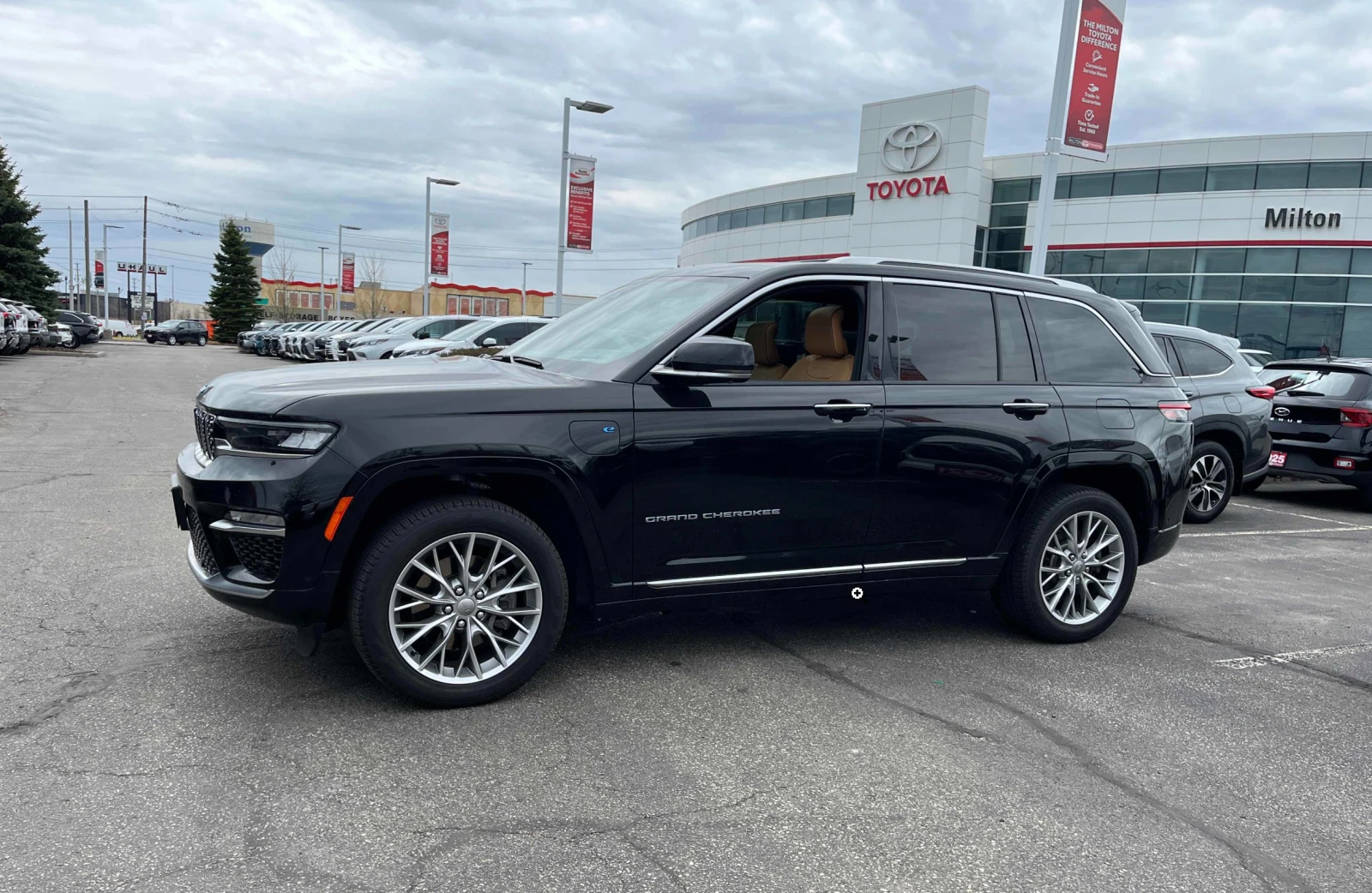 Jeep Grand cherokee SUMMIT* �����* 360Cam* HUD* ����� ��������* ��� �� | Mobile.bg � ����������� 3