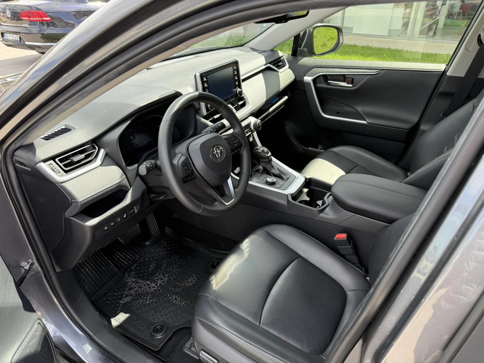 Toyota Rav4 2.0 Luxury AWD  | Mobile.bg � ����������� 9