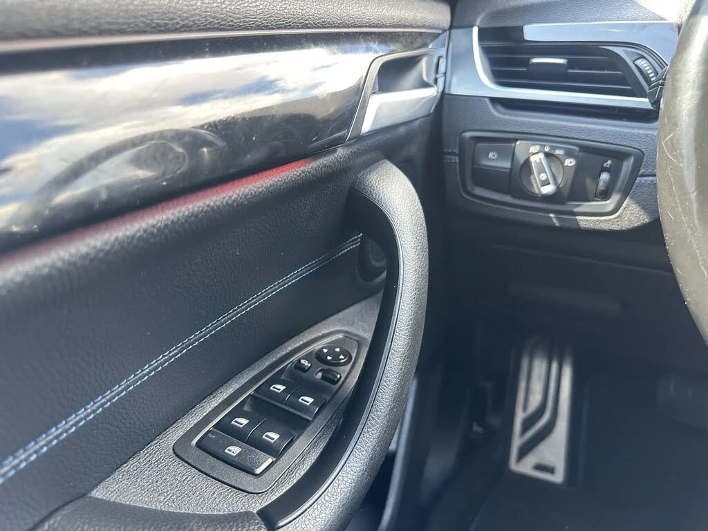 BMW X2 xDrive28i* КАМЕРА* КОЖА* ПОДГРЕВ, снимка 10 - Автомобили и джипове - 55576186