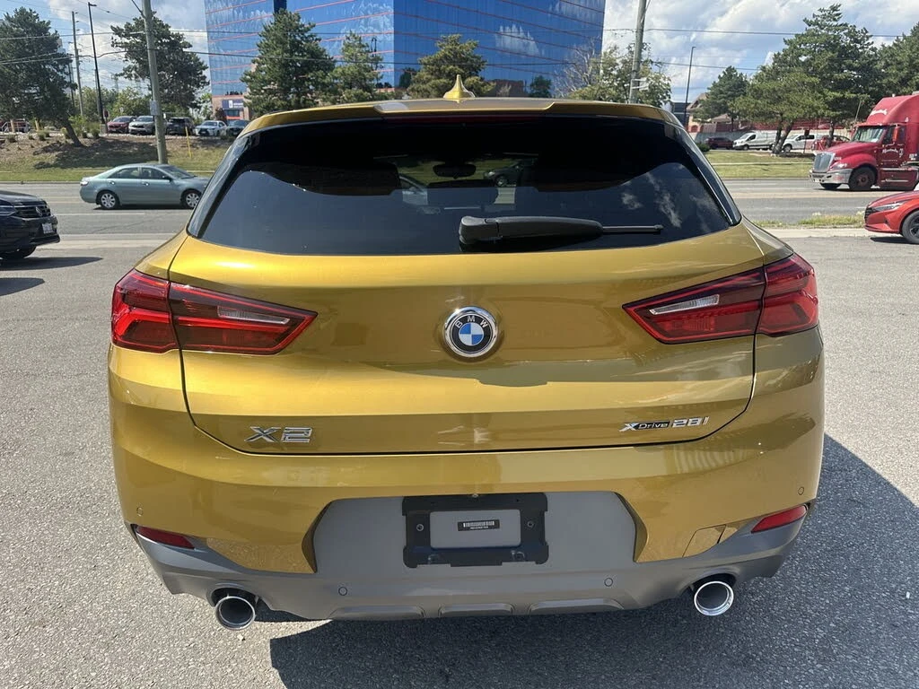 BMW X2 xDrive28i* КАМЕРА* КОЖА* ПОДГРЕВ, снимка 3 - Автомобили и джипове - 55576186