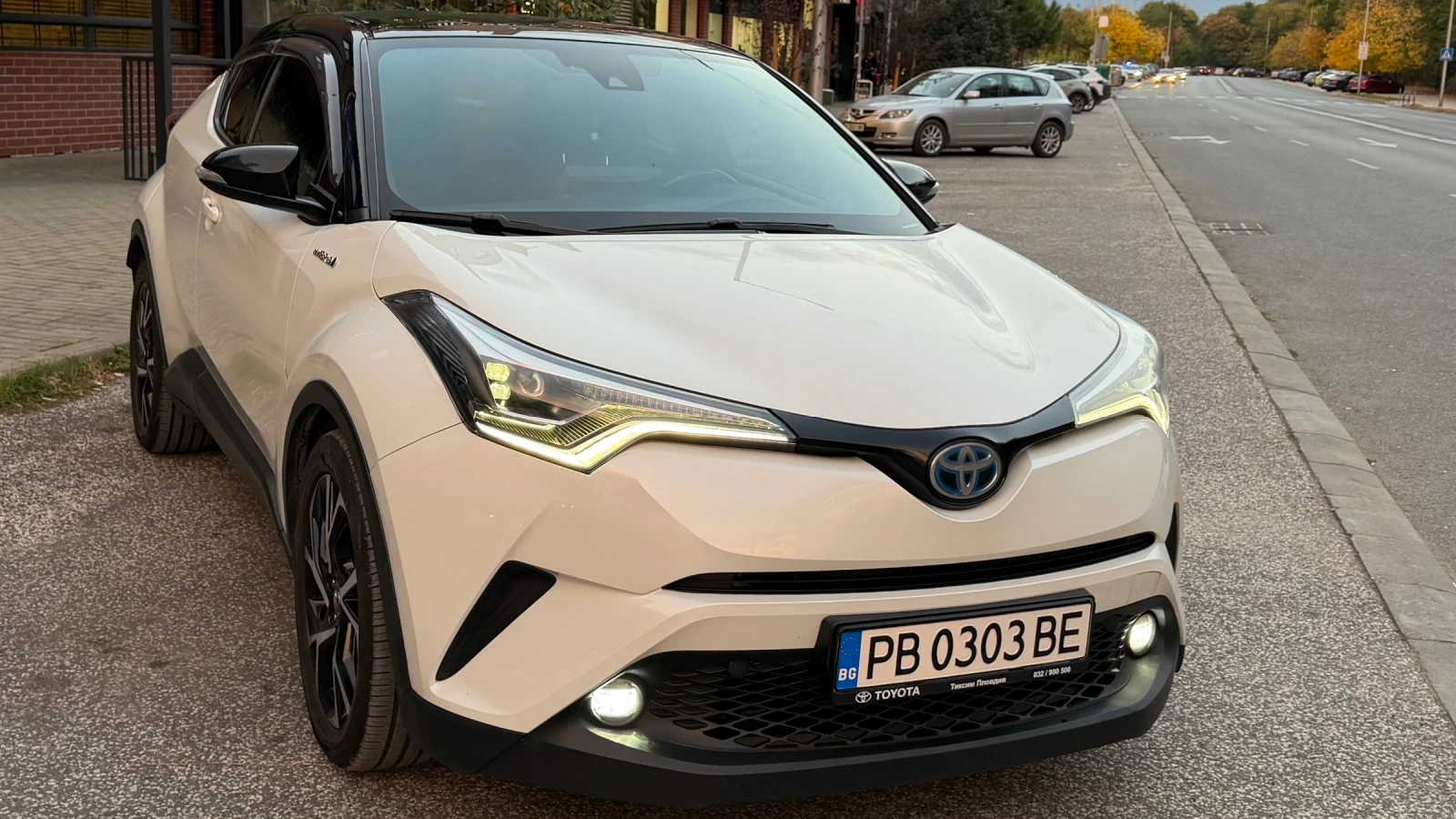 Toyota C-HR, снимка 2 - Автомобили и джипове - 56555326