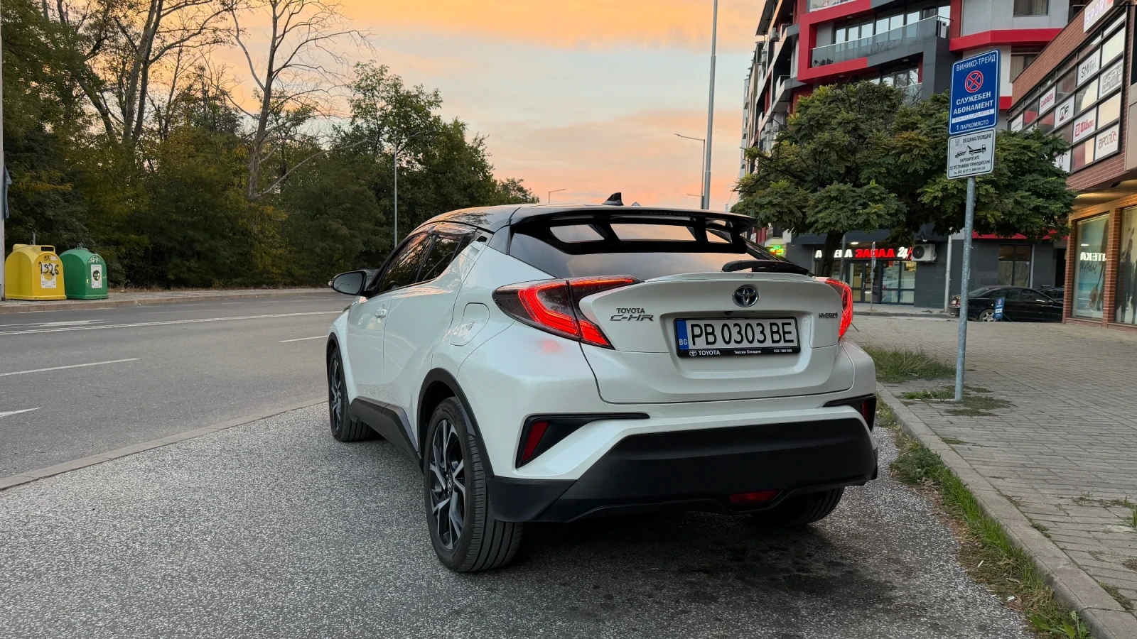 Toyota C-HR, снимка 16 - Автомобили и джипове - 56555326