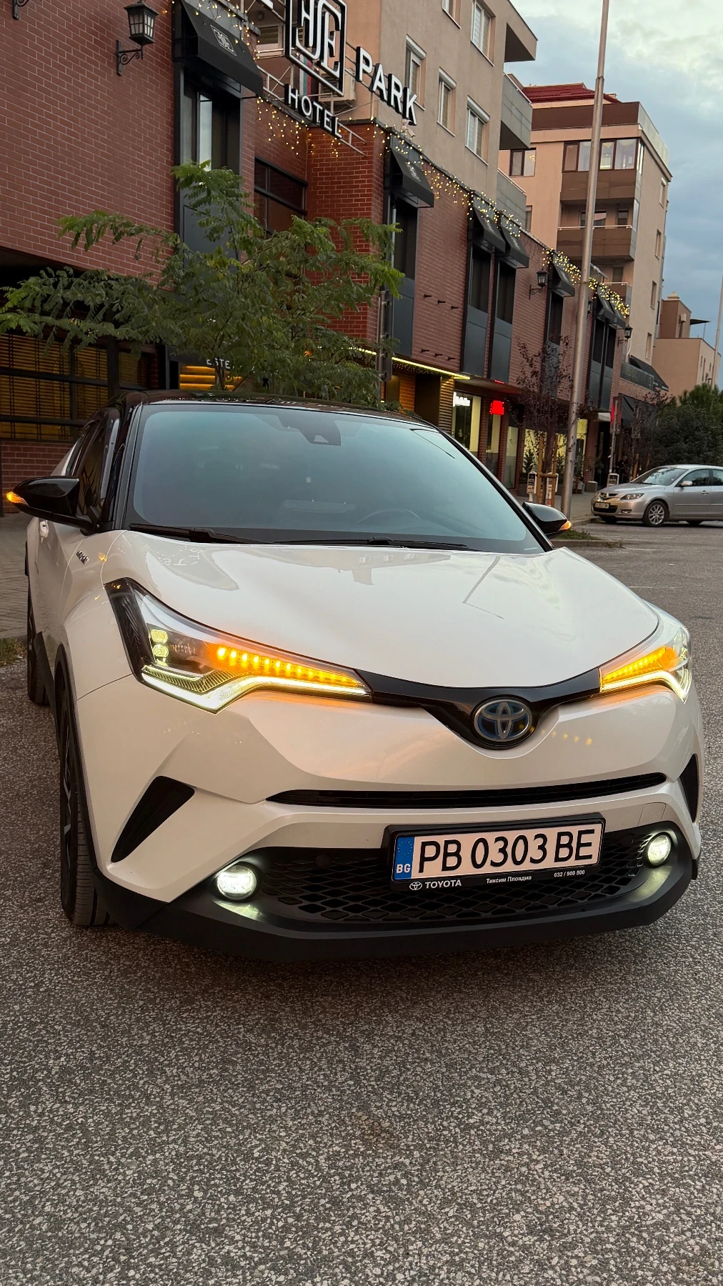 Toyota C-HR, снимка 6 - Автомобили и джипове - 56555326