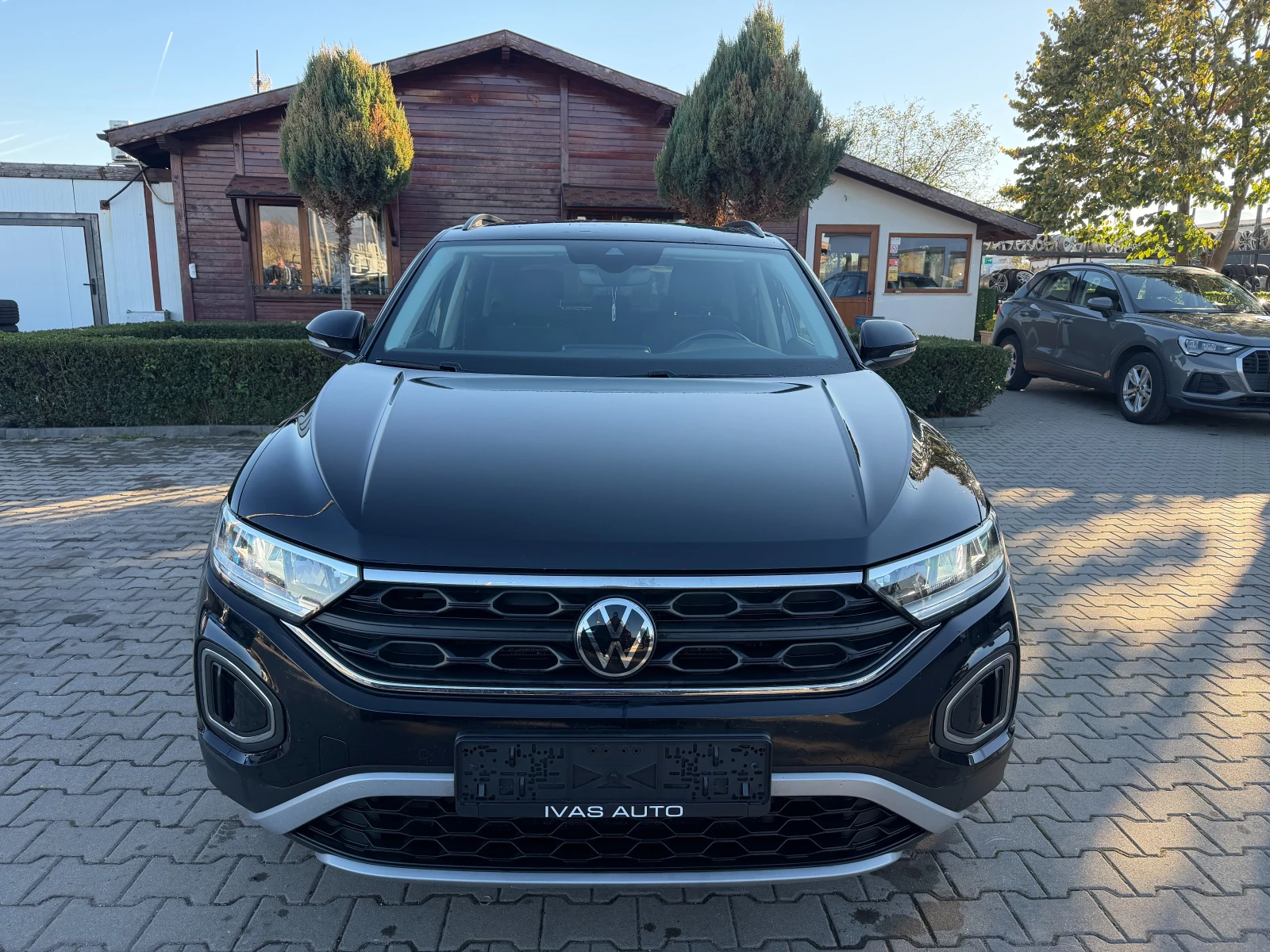 VW T-Roc 1.5TSI AVTOMAT/NAVI/DIGITAL EURO 6 | Mobile.bg � ����������� 3