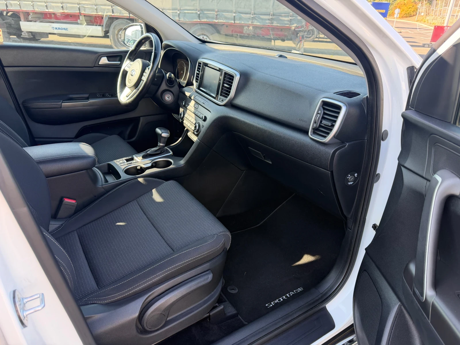 Kia Sportage 1.6 ��������� 4�4 FACELIFT | Mobile.bg � ����������� 11