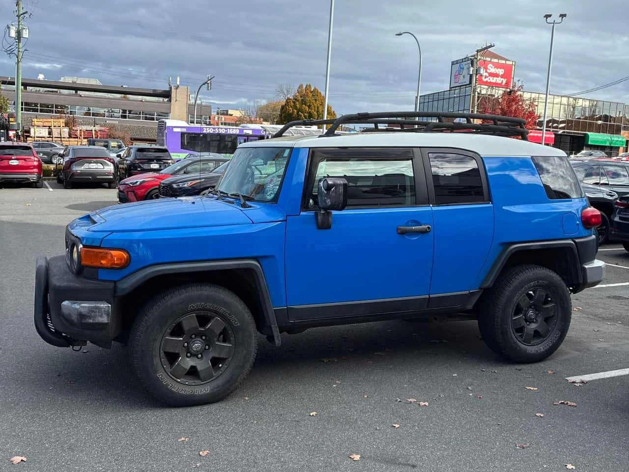 Toyota Fj cruiser * 4WD 4dr * ���������� ��� ������������ ������*  | Mobile.bg � ����������� 2