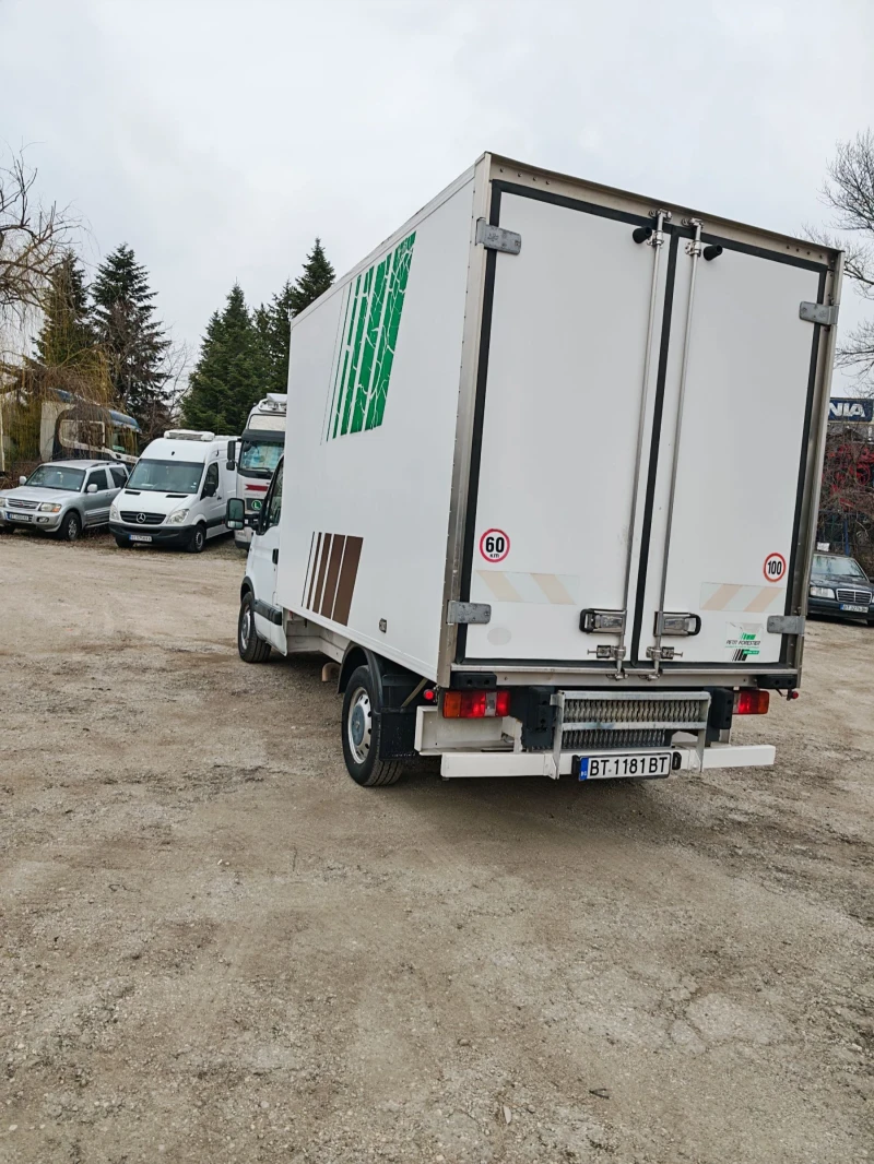 Renault Master Хладилен фургон, снимка 5 - Бусове и автобуси - 48976081