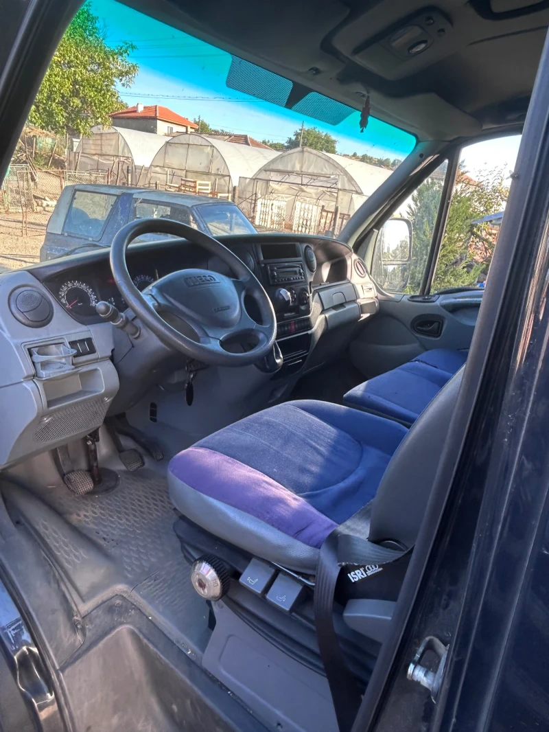 Iveco Daily, снимка 4 - Бусове и автобуси - 52502881