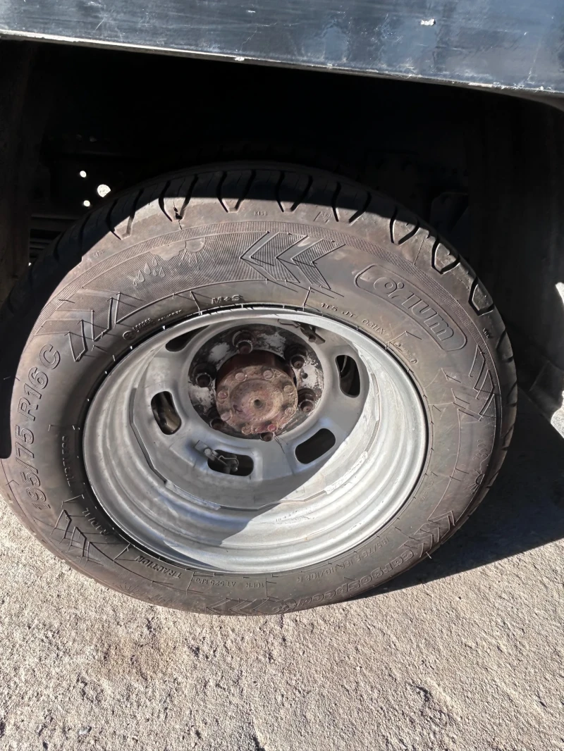 Iveco Daily, снимка 8 - Бусове и автобуси - 52502881