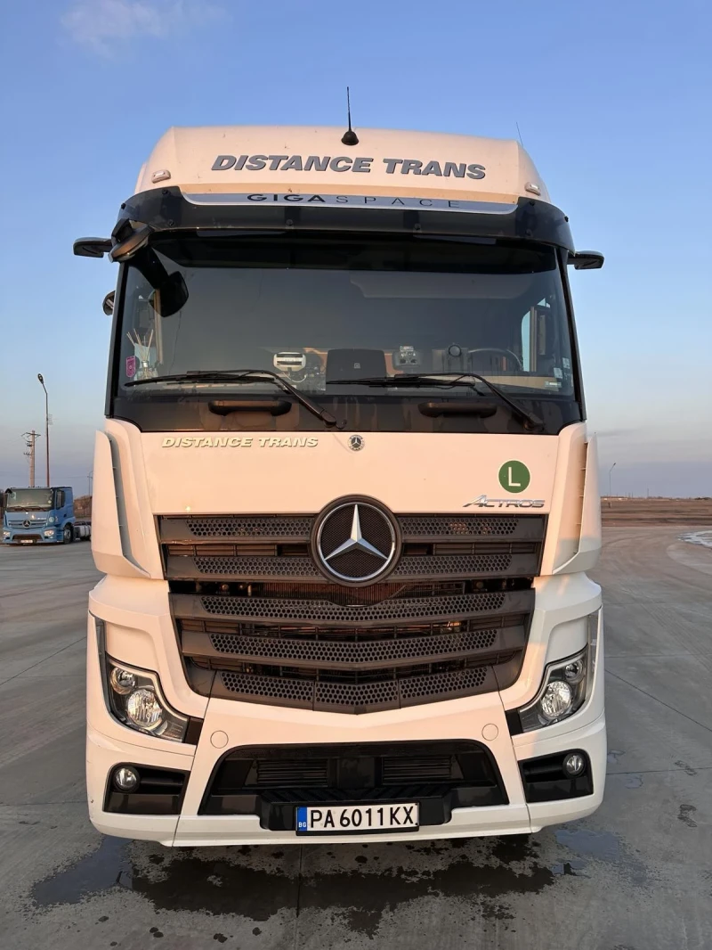 Mercedes-Benz Actros 1848L Giga Space, снимка 4 - Камиони - 53445464