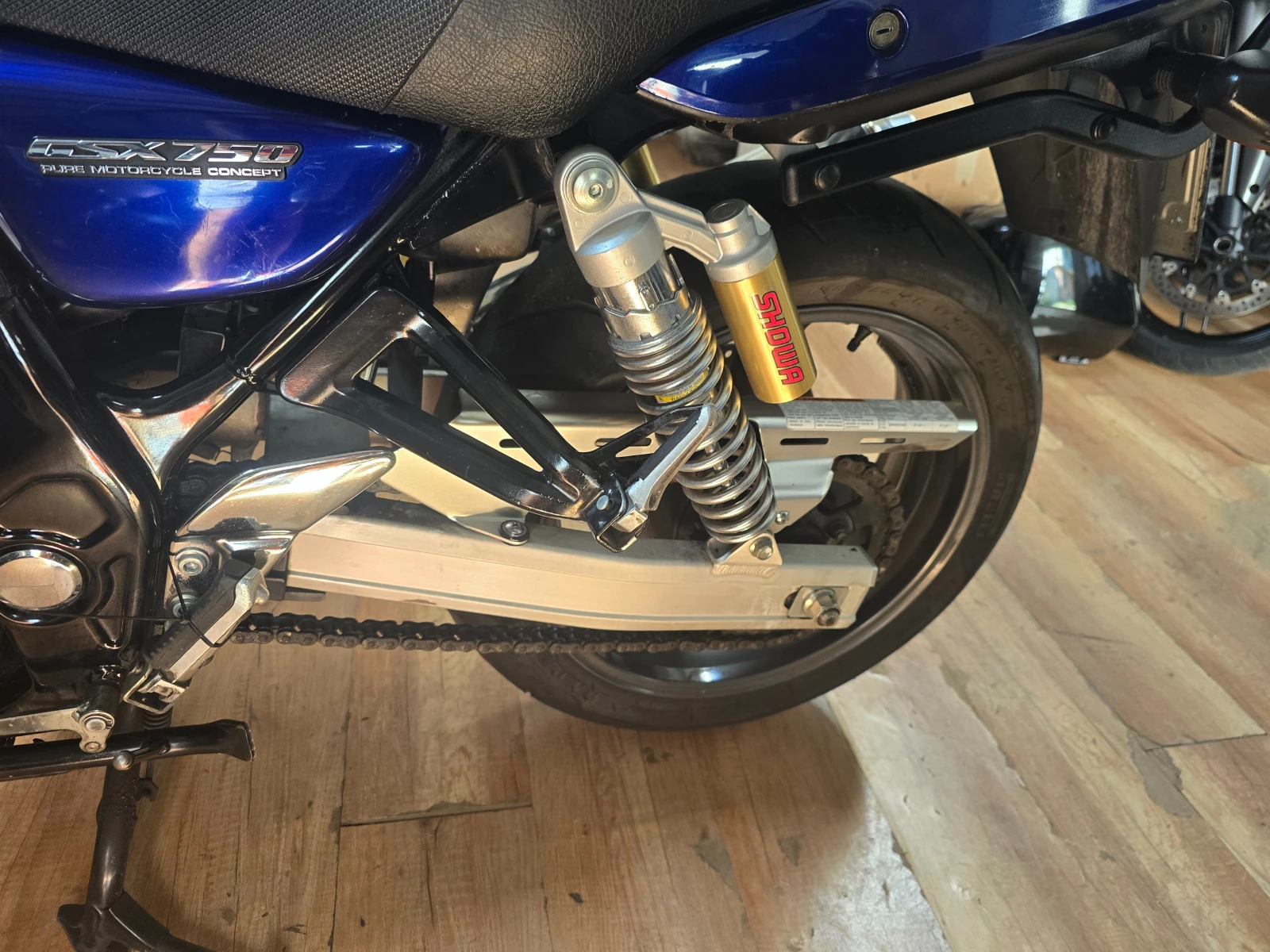 Suzuki Gsx 750, снимка 3 - Мотоциклети и мототехника - 55193774