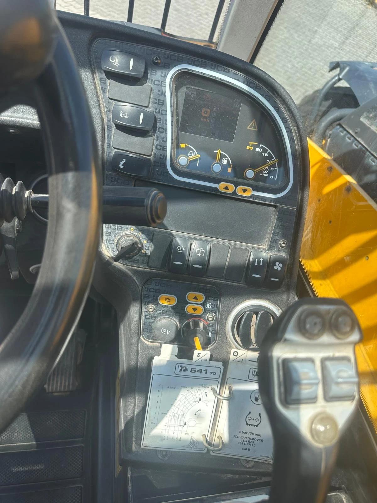 Телескопичен товарач JCB 541-70 WASTEMASTER, снимка 9 - Селскостопанска техника - 55480940