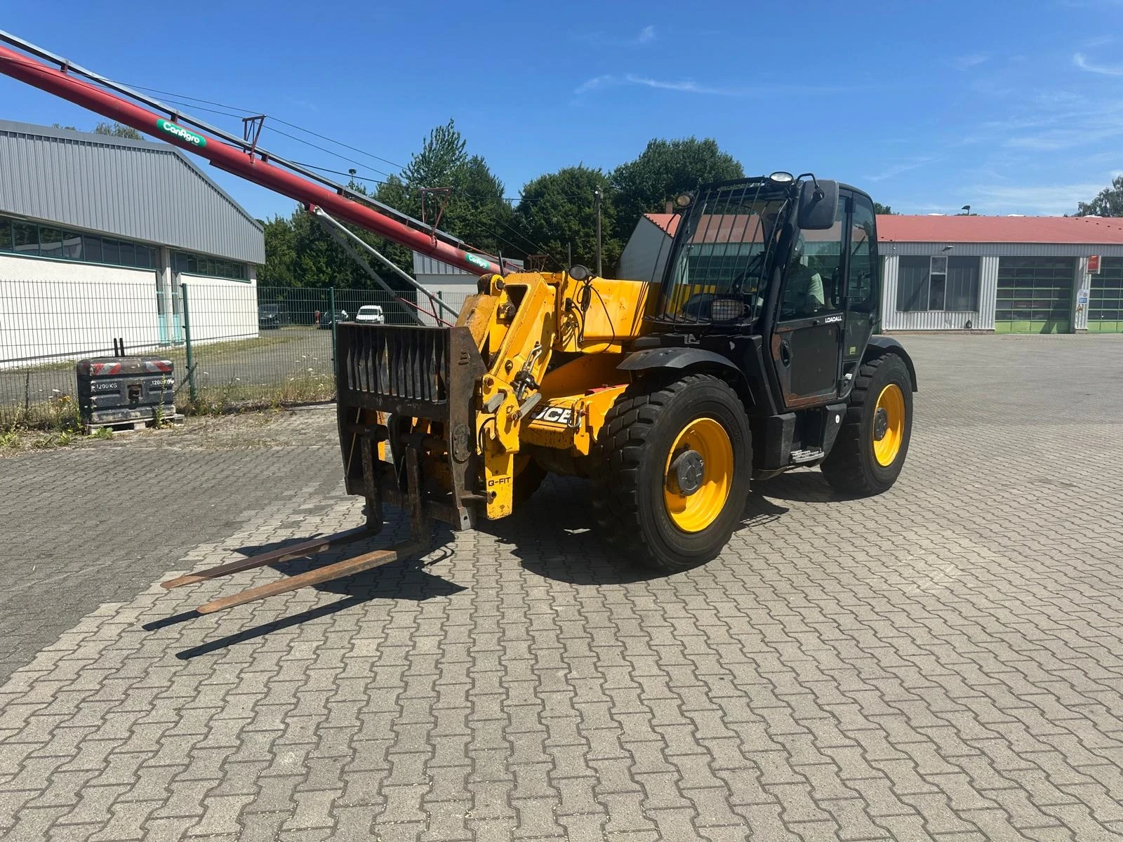 Телескопичен товарач JCB 541-70 WASTEMASTER