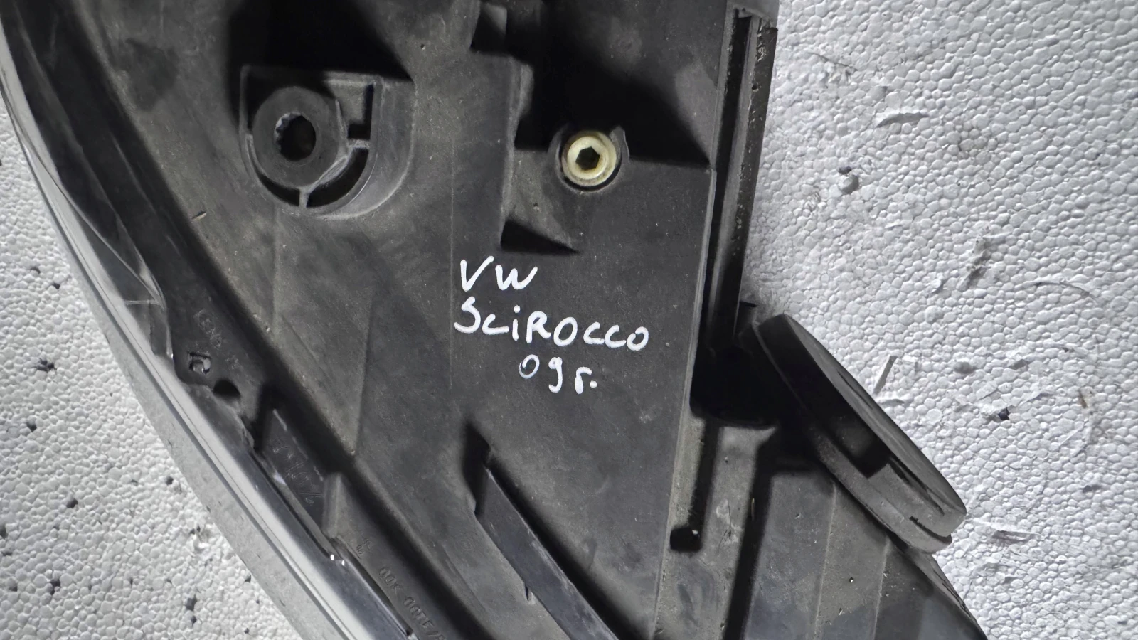     VW Scirocco 2009  | Mobile.bg   3