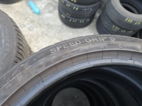 Гуми Зимни 225/40R18, снимка 7