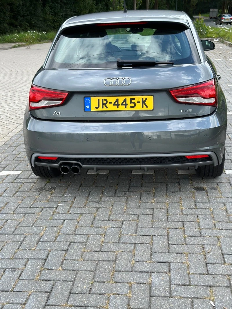 Audi A1 1.4 TFSI 110kw S-Line S-tr7, снимка 4 - Автомобили и джипове - 47042565