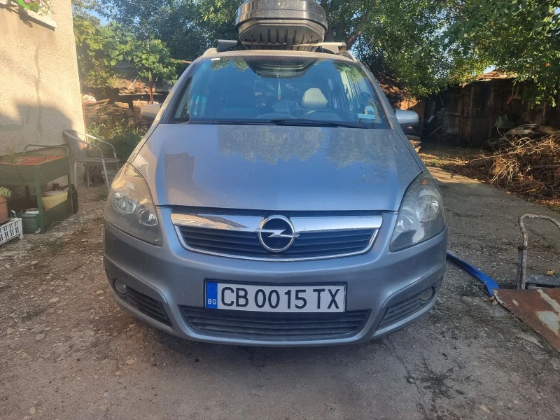 Opel Zafira 1.8 140 Газ-Бензин, снимка 8 - Автомобили и джипове - 47171657